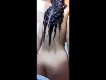 Dokumentasi Tante Janda Semok Cantik Live Mandi poster
