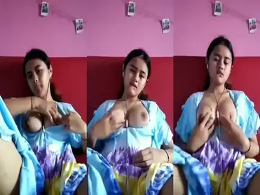 Gadis Cantik Pasrah Goyang Kasur Om Hot poster