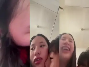 Gadis Cantik Pasrah Goyang Kasur Toilet poster