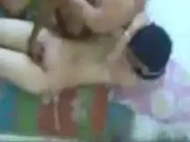 Siswi SMK Cantik Pasrah Goyang Kasur Kost poster