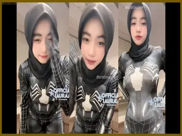 Talent Laura Jilbab Cosplay Spiderman Venom poster