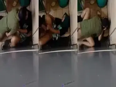 Ukhti Asisten Rumah Tangga Cantik Pasrah Kasur poster